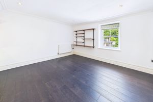 Lounge - click for photo gallery